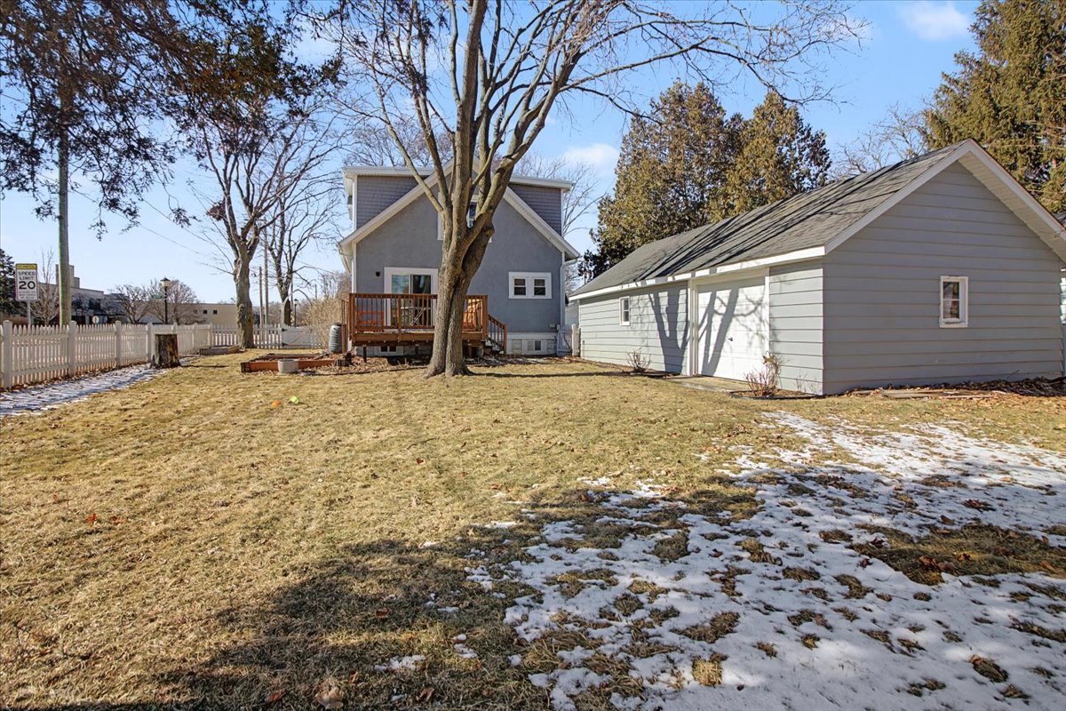 136 East Jackson Street Oswego, IL 60543 - Photo 28 of 29