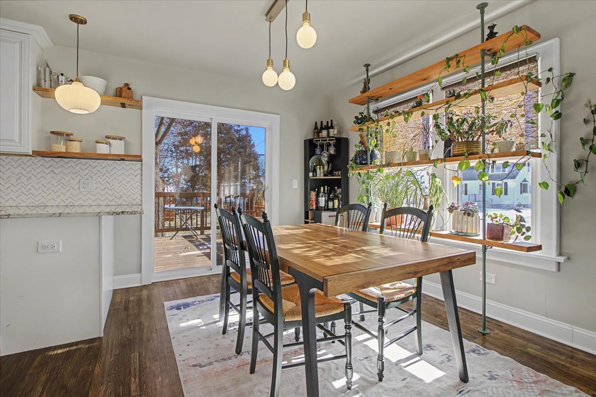 136 East Jackson Street Oswego, IL 60543 - Photo 6 of 29