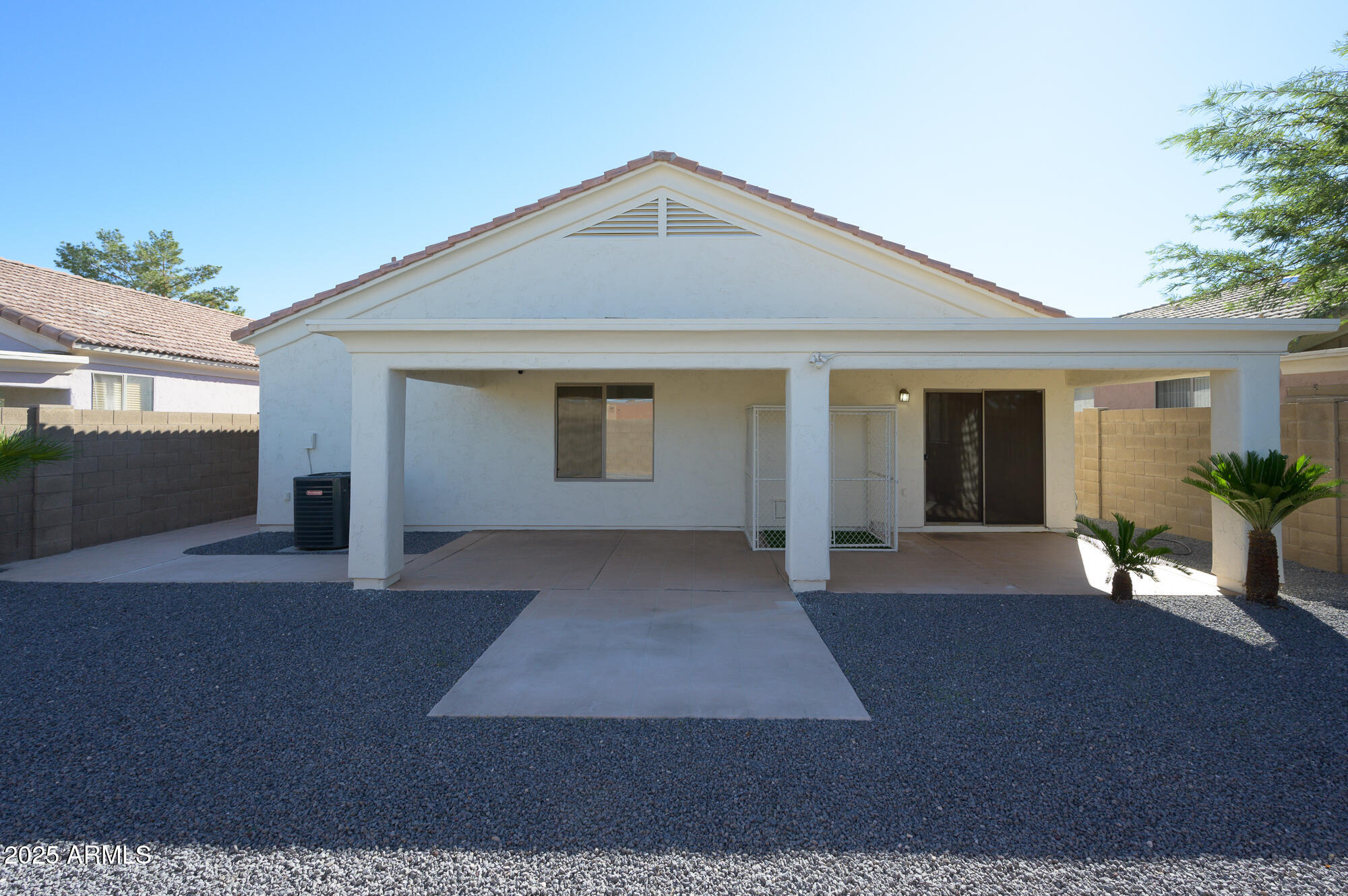 2732 West Lamar Road Phoenix, AZ 85017 - Photo 3 of 21 Lamar-26