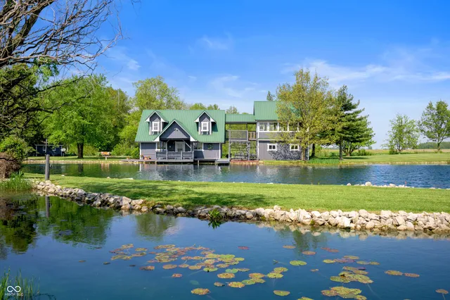 $524,500 | 2141 North 100th Street East, Hartford City, IN 47348