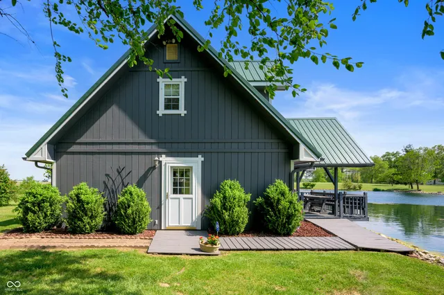 $524,500 | 2141 North 100th Street East, Hartford City, IN 47348