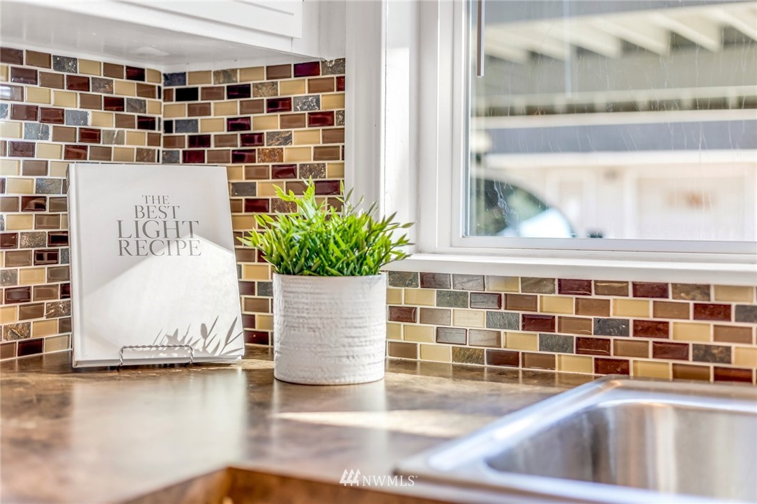 13950 Southeast 173rd Place, Unit 2 Renton, WA 98058 - Photo 13 of 30 Gallery Image 13