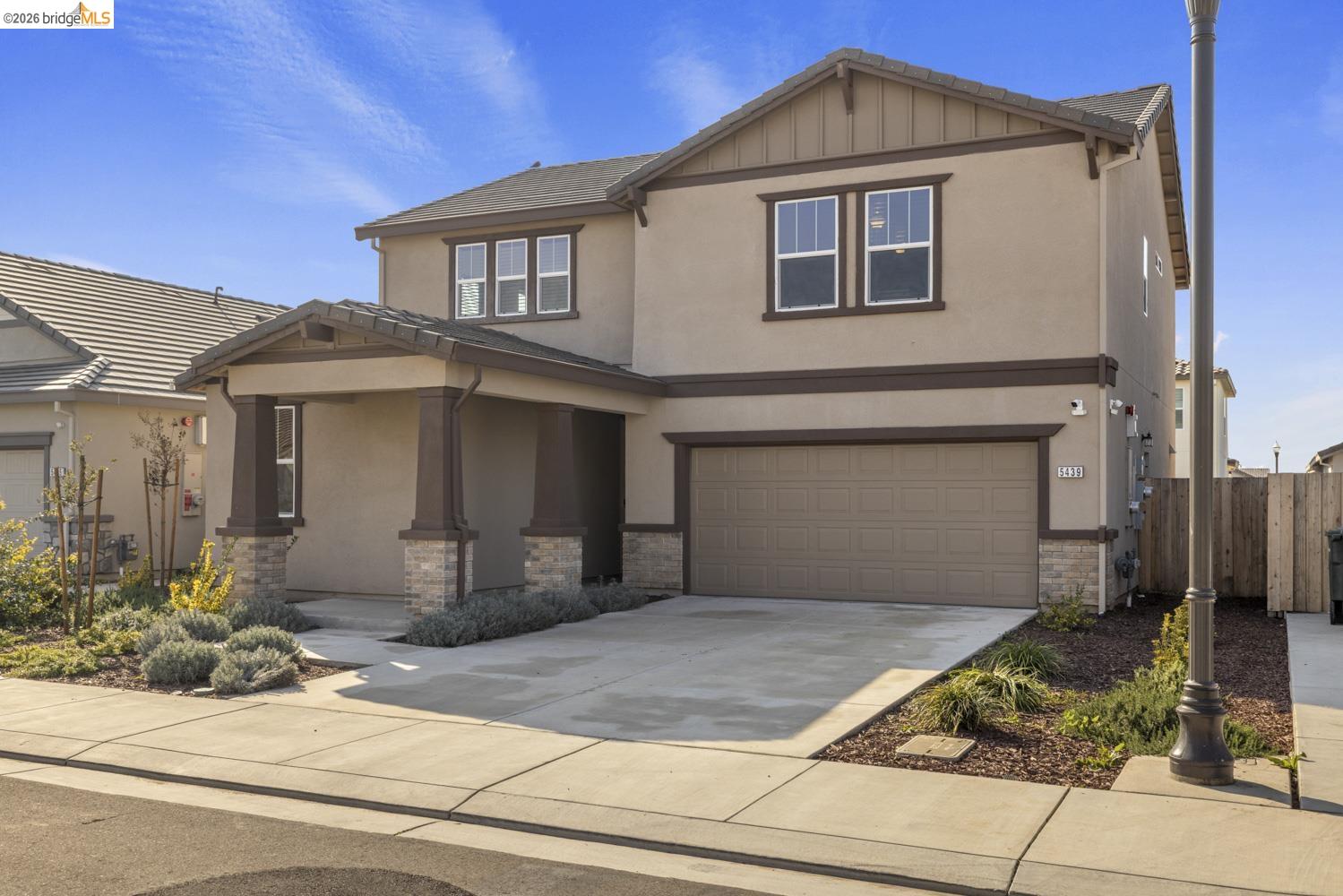 5439 Drawbridge Way Riverbank, CA 95367 - Photo 2 of 43