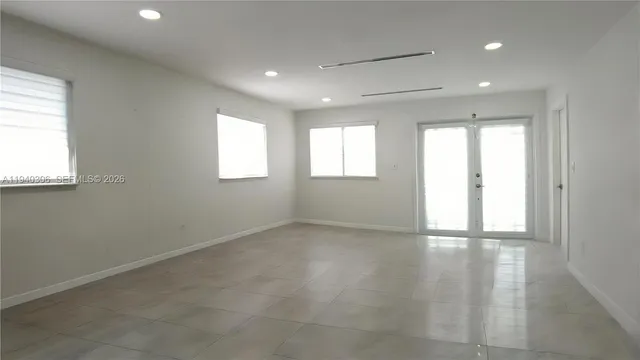 $4,100 | 2741 Southwest 67th Avenue, Miami, FL 33155