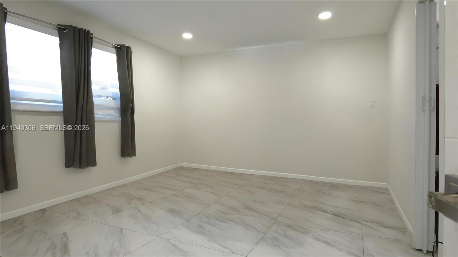 2741 Southwest 67th Avenue Miami, FL 33155 - Photo 5 of 14