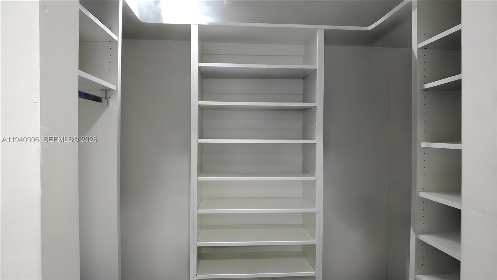 2741 Southwest 67th Avenue Miami, FL 33155 - Photo 7 of 14