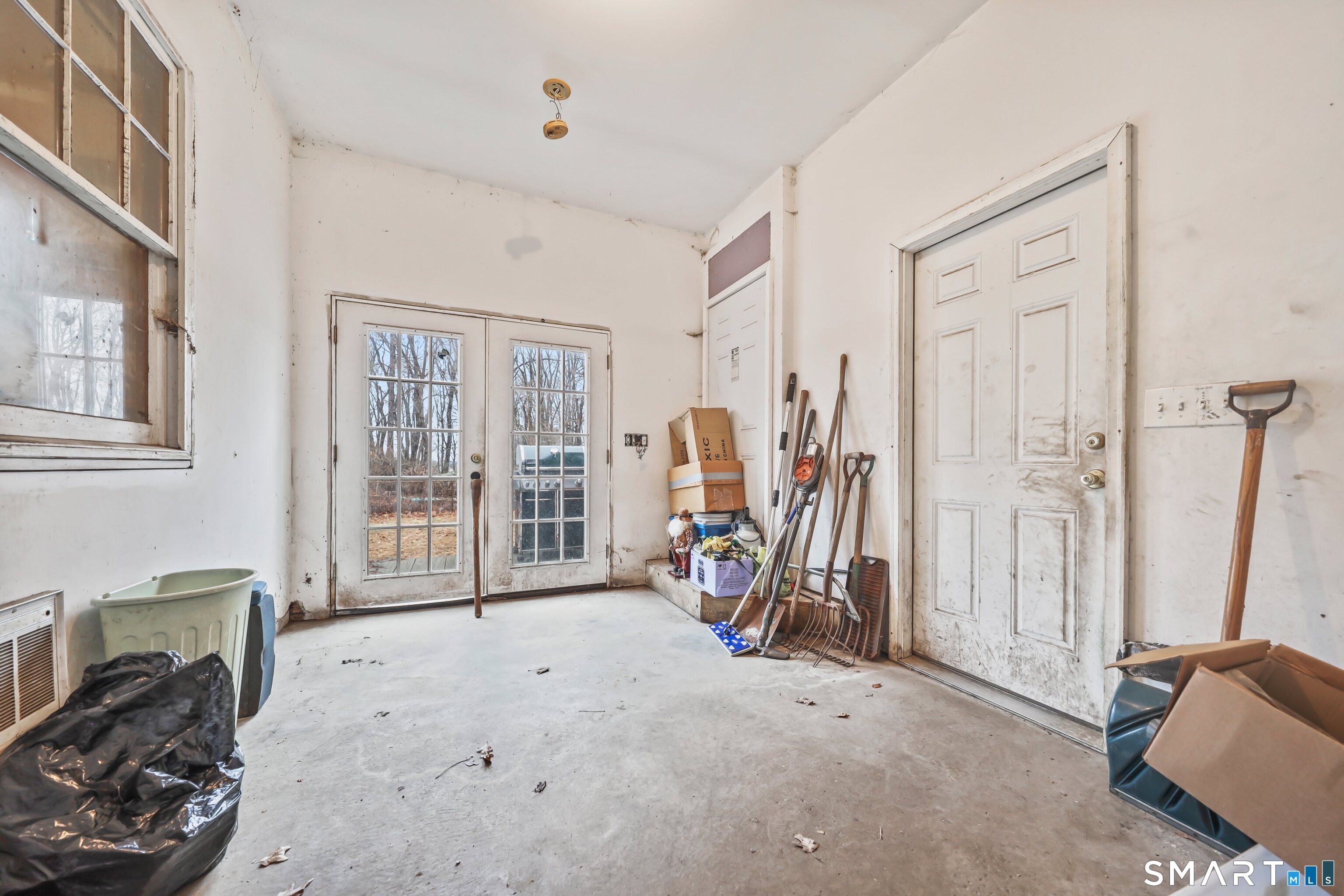 76 Clark Hill Road Prospect, CT 06712 - Photo 11 of 44 a view of a room with gym equipment
