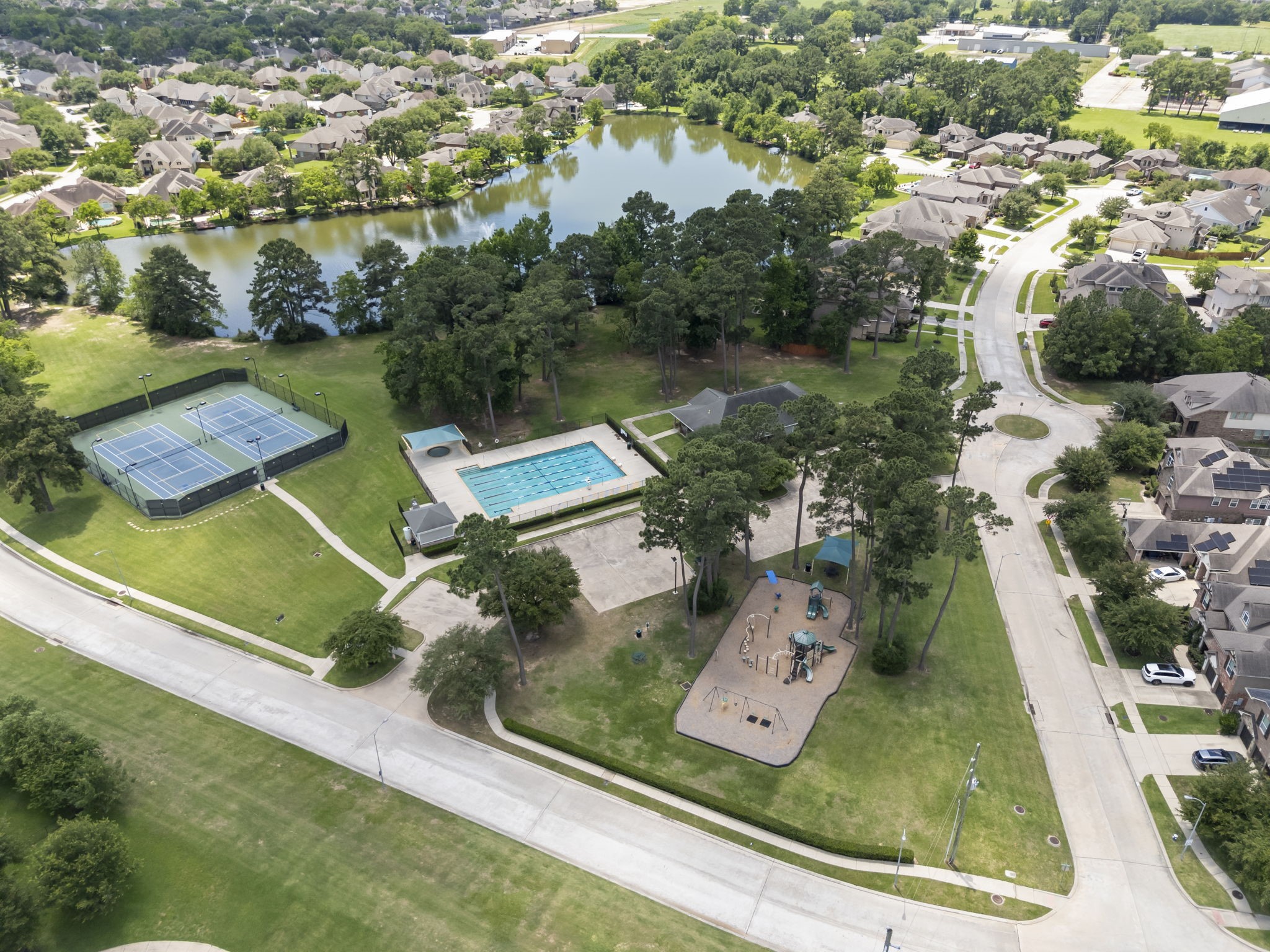 19223 Senterra Lakes Boulevard Spring, TX 77379 - Photo 46 of 48 an aerial view of a residential houses with outdoor space