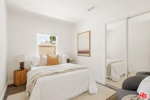 $1,595,000 | 8421 Airlane Avenue, Los Angeles, CA 90045