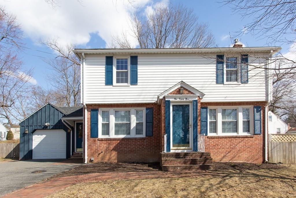 423 Tiffany Street Springfield, MA 01108 - Photo 2 of 39