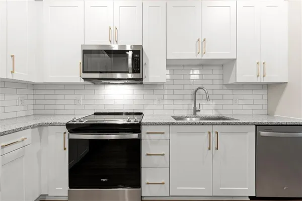 $2,757 | 2648 Sandy Plains Road, Unit 218, Marietta, GA 30066