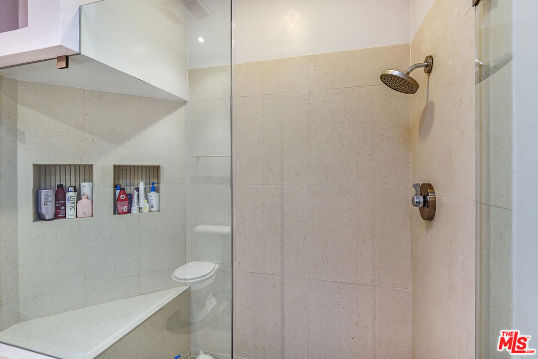 11920 Dorothy Street, Unit 302 Los Angeles, CA 90049 - Photo 25 of 28