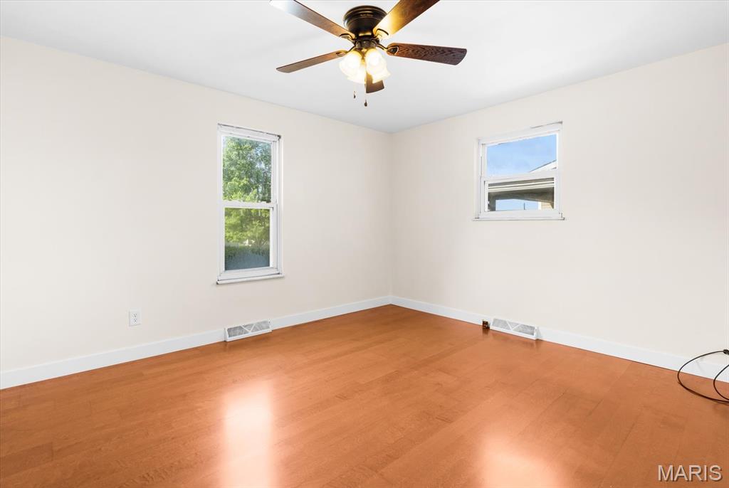 209 Oak Street Waterloo, IL 62298 - Photo 11 of 32
