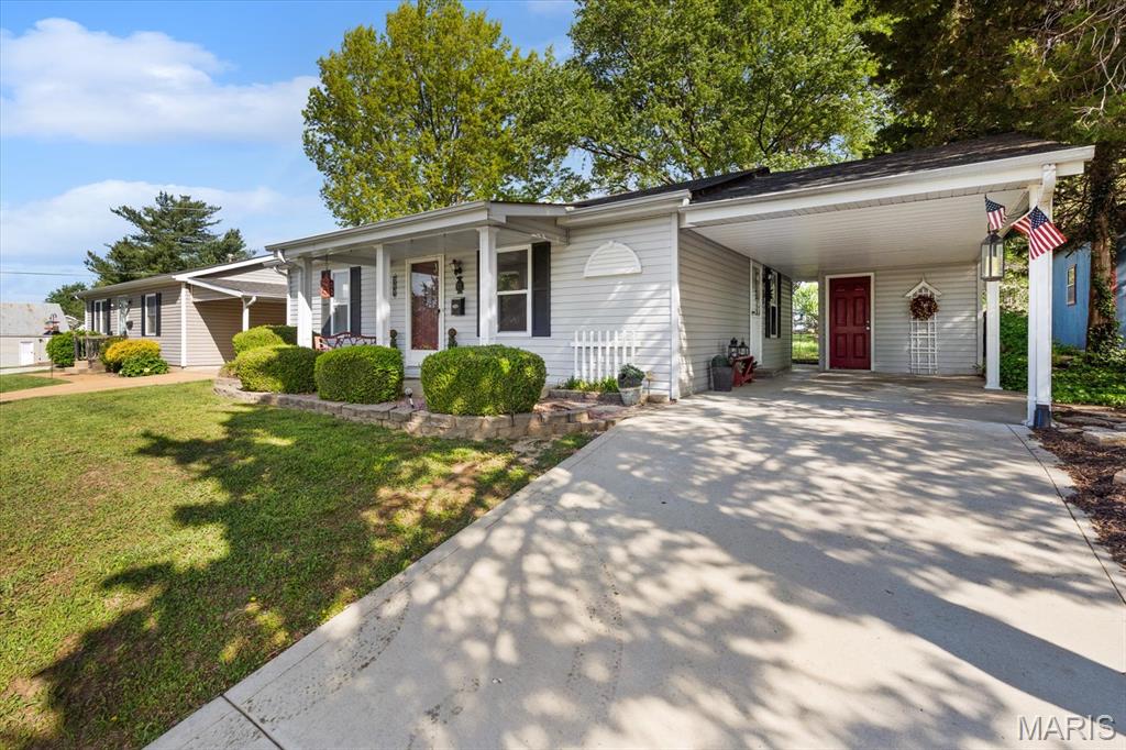 209 Oak Street Waterloo, IL 62298 - Photo 22 of 32