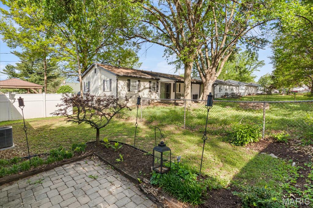 209 Oak Street Waterloo, IL 62298 - Photo 29 of 32