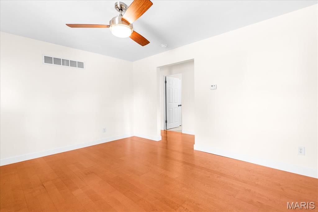 209 Oak Street Waterloo, IL 62298 - Photo 6 of 32