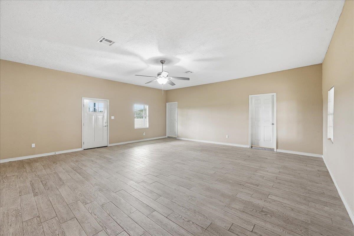 17261 County Line Road Winnie, TX 77665 - Photo 4 of 30
