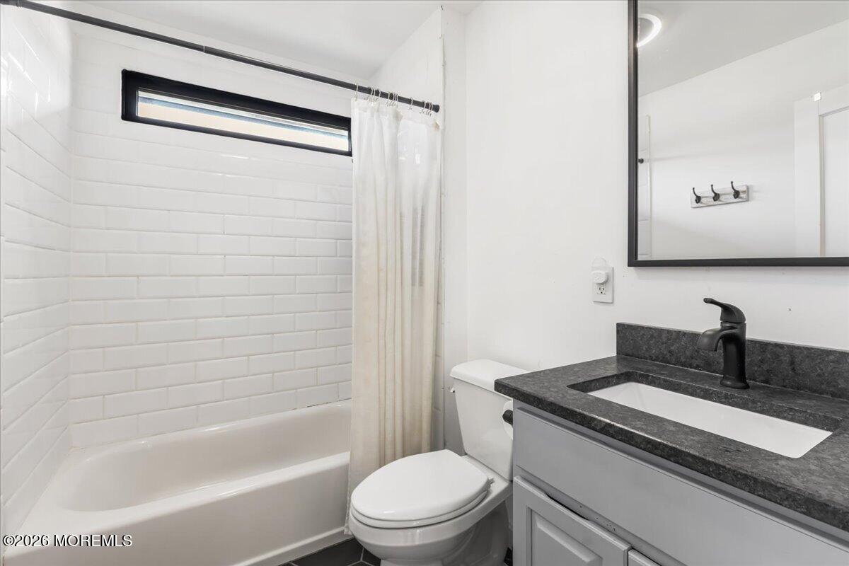153 Stillhouse Road Millstone Township, NJ 08510 - Photo 32 of 52 32-Bathroom