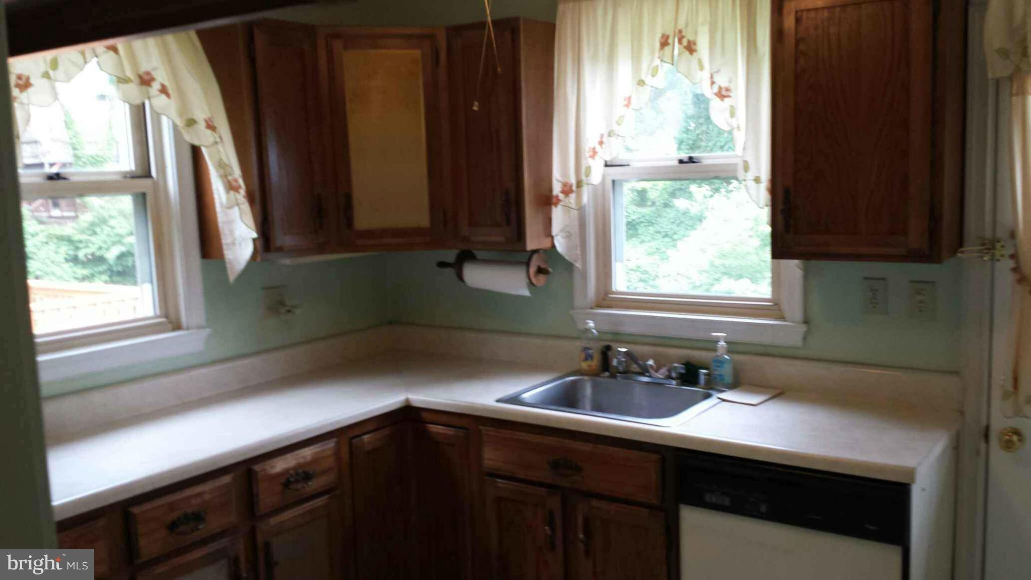 4907 Morello Road Baltimore, MD 21214 - Photo 8 of 20 Kitchen