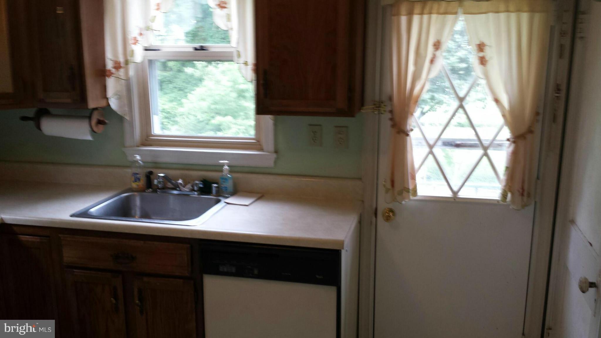 4907 Morello Road Baltimore, MD 21214 - Photo 9 of 20 Kitchen