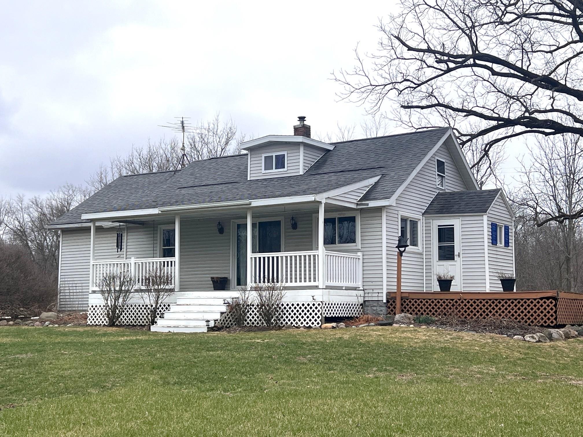 491 Tyrrell Road Bancroft, MI 48414 - Photo 2 of 33