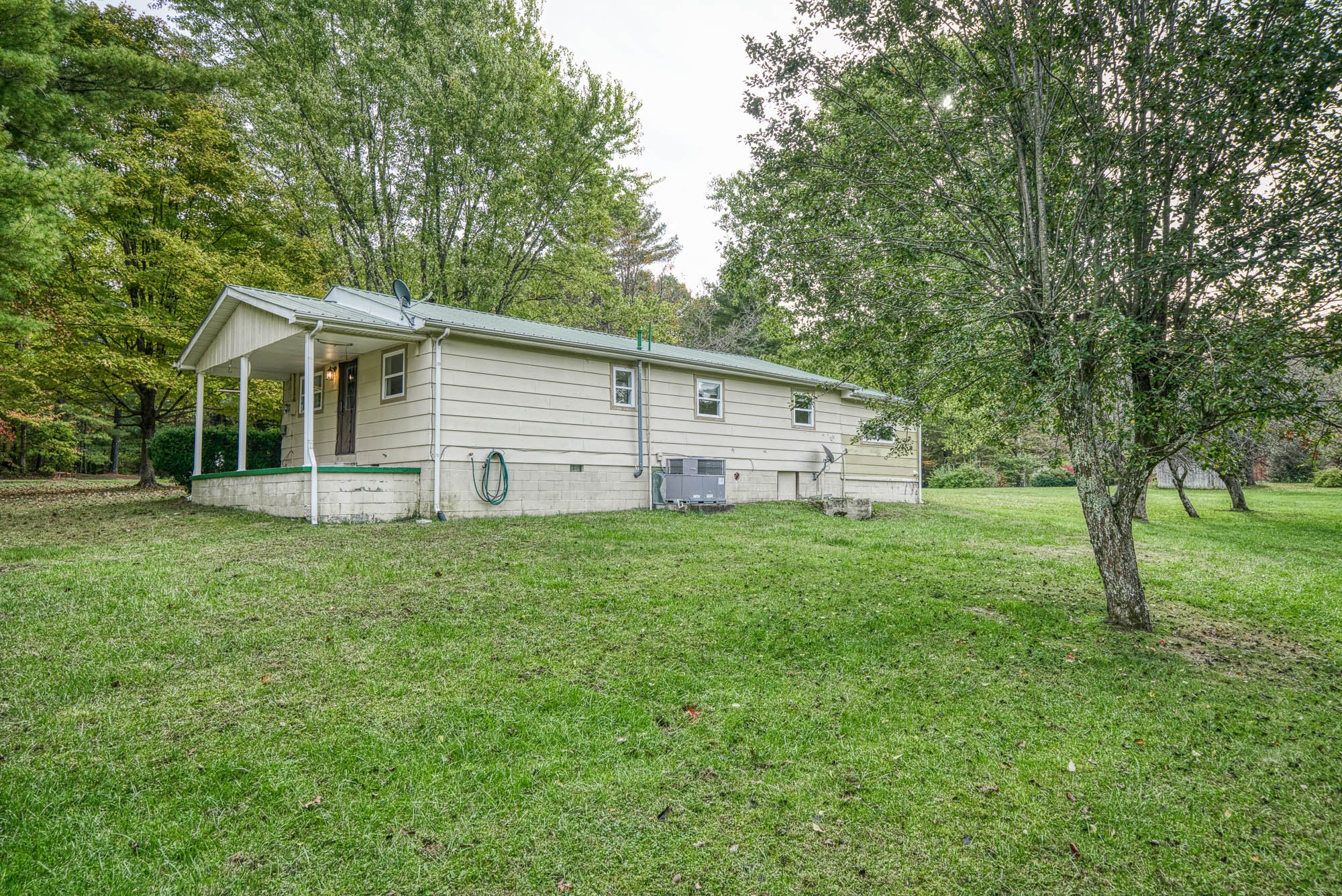817 Jr Camp Road Monterey, TN 38574 - Photo 13 of 22 Gallery Image 13