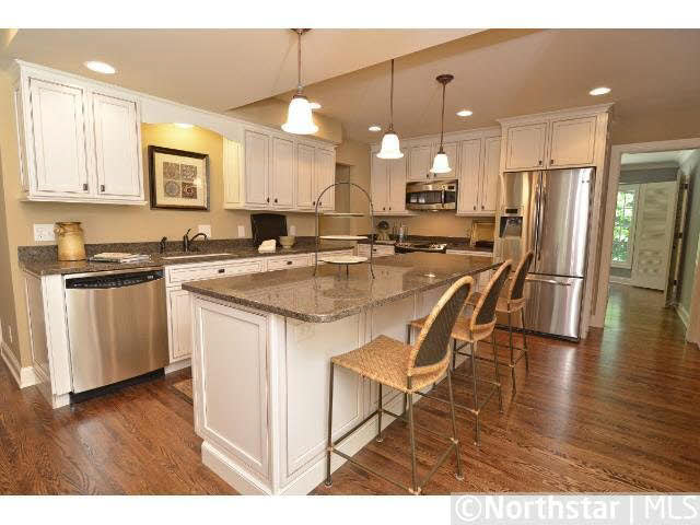 27965 Woodside Road Shorewood, MN 55331 - Photo 5 of 18
