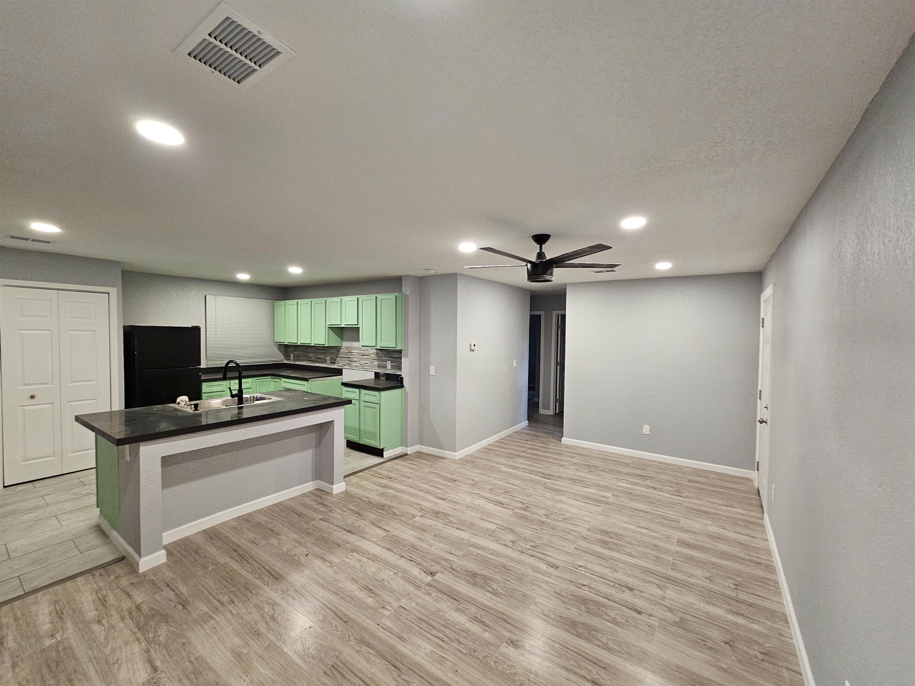 1451 Menager Road Memphis, TN 38106 - Photo 1 of 14 Gallery Image 1