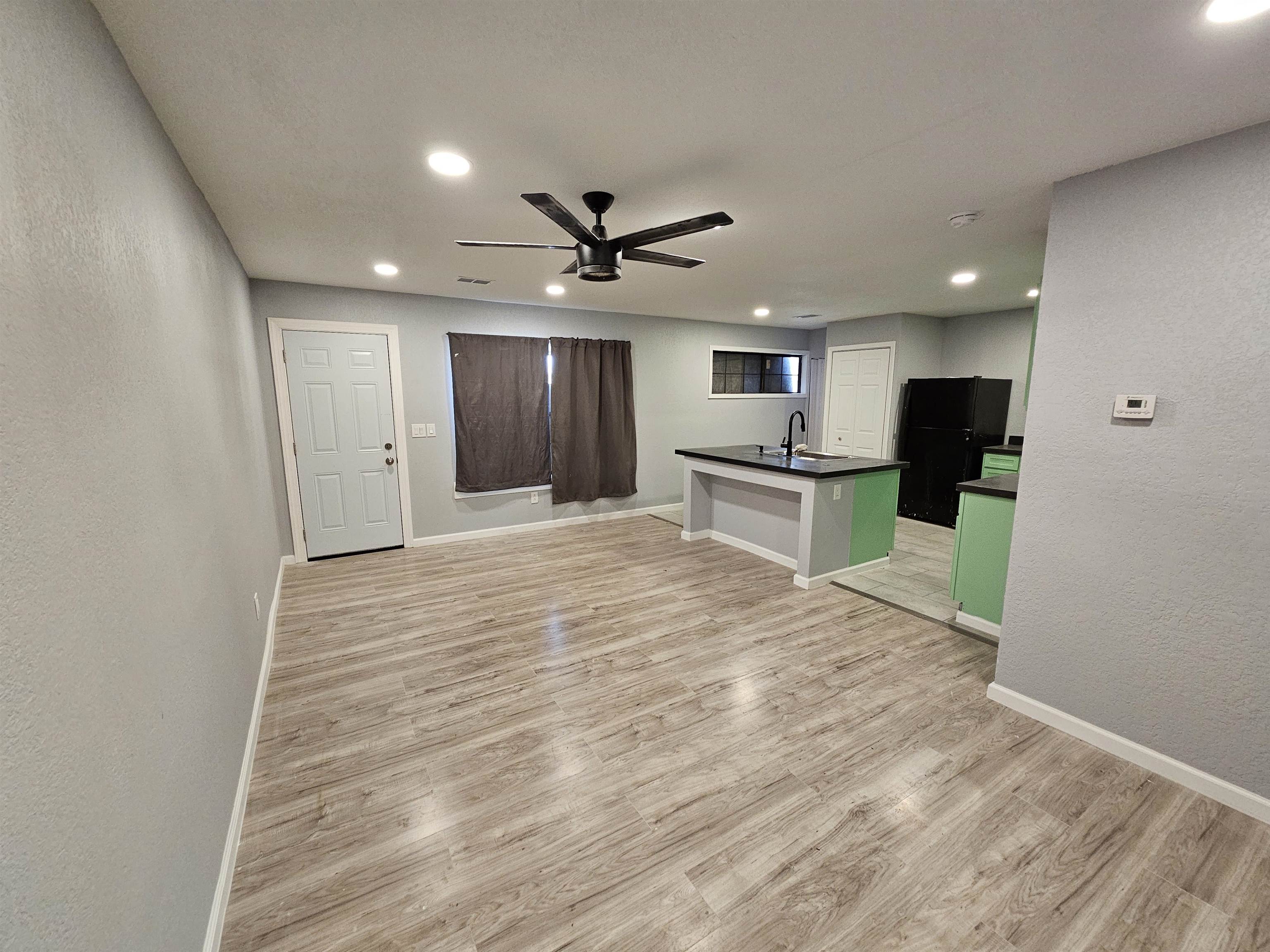 1451 Menager Road Memphis, TN 38106 - Photo 5 of 14 Gallery Image 5