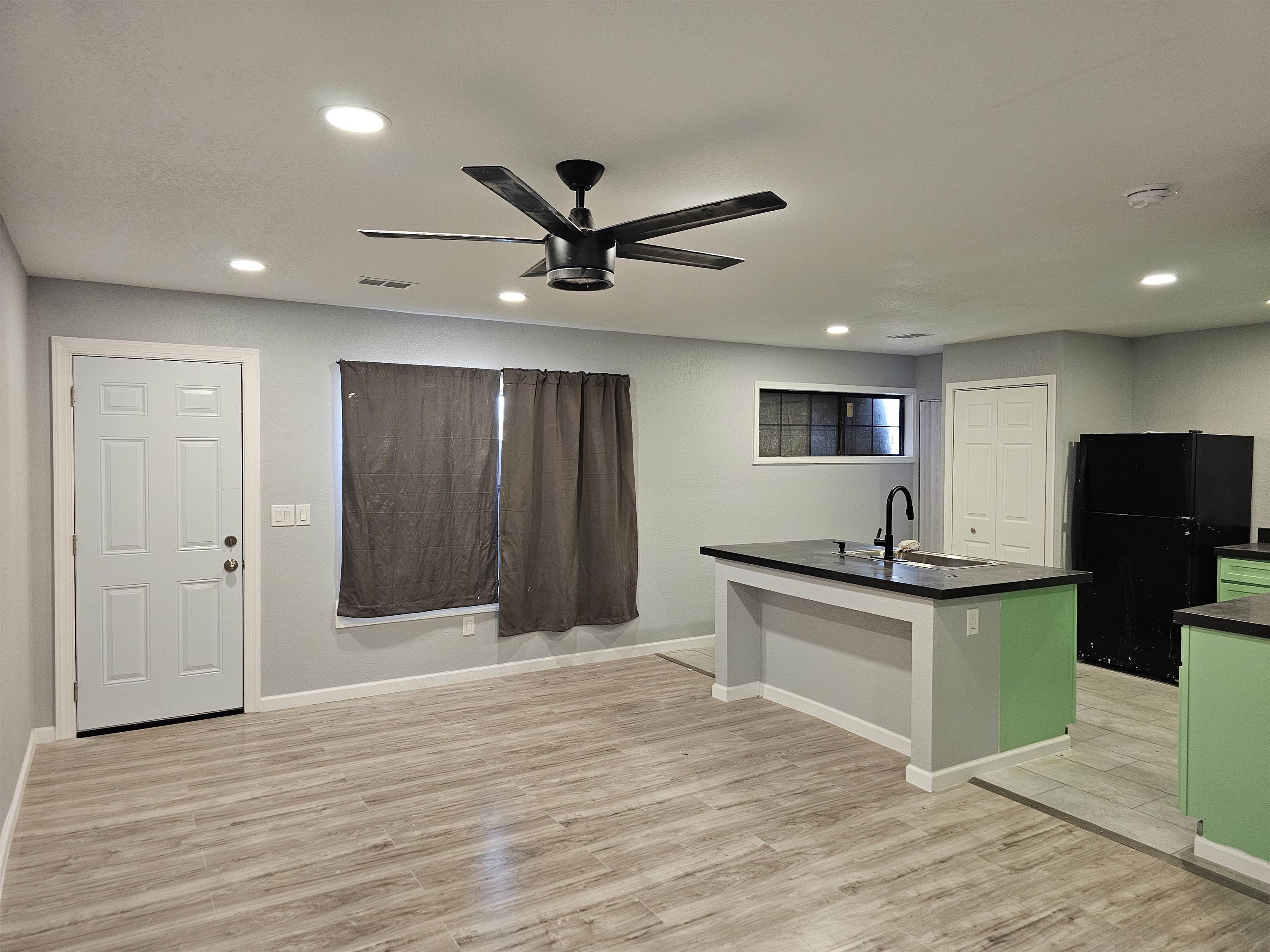 1451 Menager Road Memphis, TN 38106 - Photo 6 of 14 Gallery Image 6