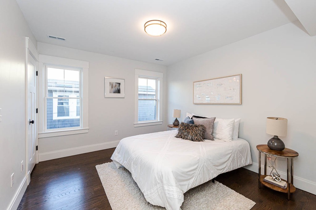 72 Governor Winthrop Road, Unit 72 Somerville, MA 02145 - Photo 18 of 41 Gallery Image 18