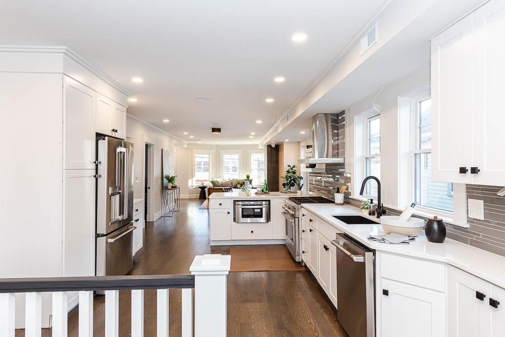 72 Governor Winthrop Road, Unit 72 Somerville, MA 02145 - Photo 3 of 41 Gallery Image 3