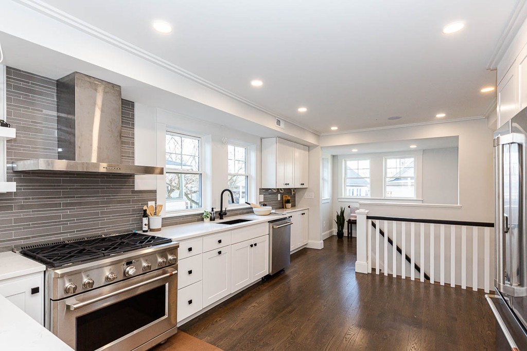 72 Governor Winthrop Road, Unit 72 Somerville, MA 02145 - Photo 6 of 41 Gallery Image 6