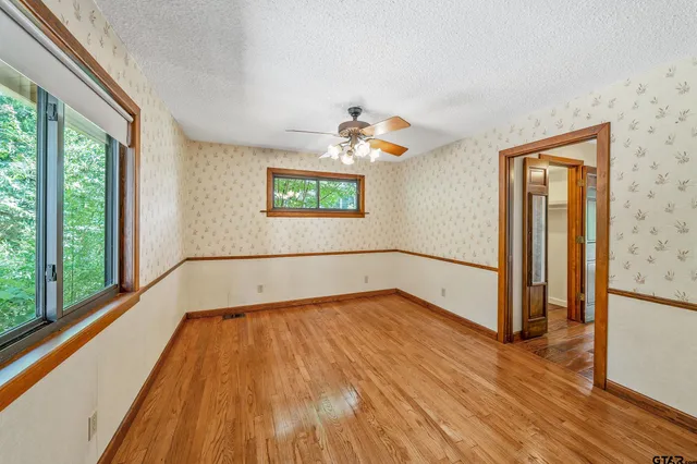 $379,000 | 229 Hideaway Lane East, Hideaway, TX 75771