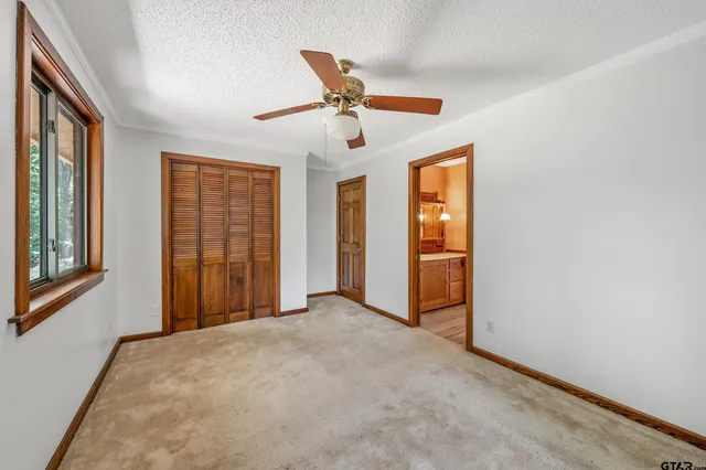 $379,000 | 229 Hideaway Lane East, Hideaway, TX 75771