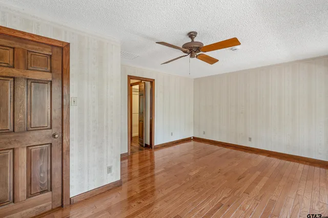 $379,000 | 229 Hideaway Lane East, Hideaway, TX 75771