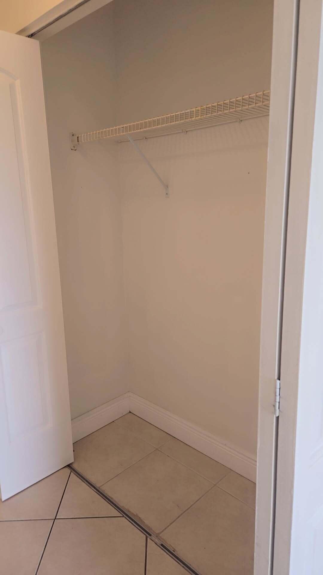 4121 Stirling Road, Unit 404 Dania Beach, FL 33314 - Photo 19 of 22 OAKS404#19