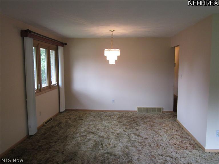 6010 Rousseau Drive Parma, OH 44129 - Photo 10 of 25 Gallery Image 10