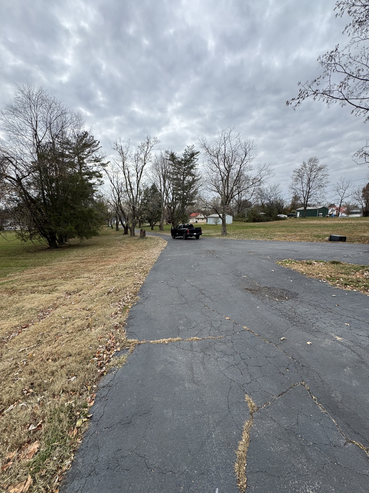 405 College Street Portland, TN 37148 - Photo 14 of 15 a view of a lake with houses