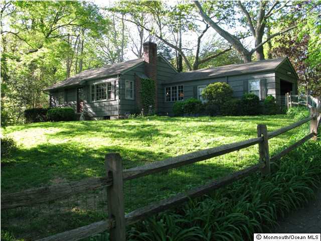 650 Locust Point Road Middletown, NJ 07760 - Photo 1 of 3 Primary Photo