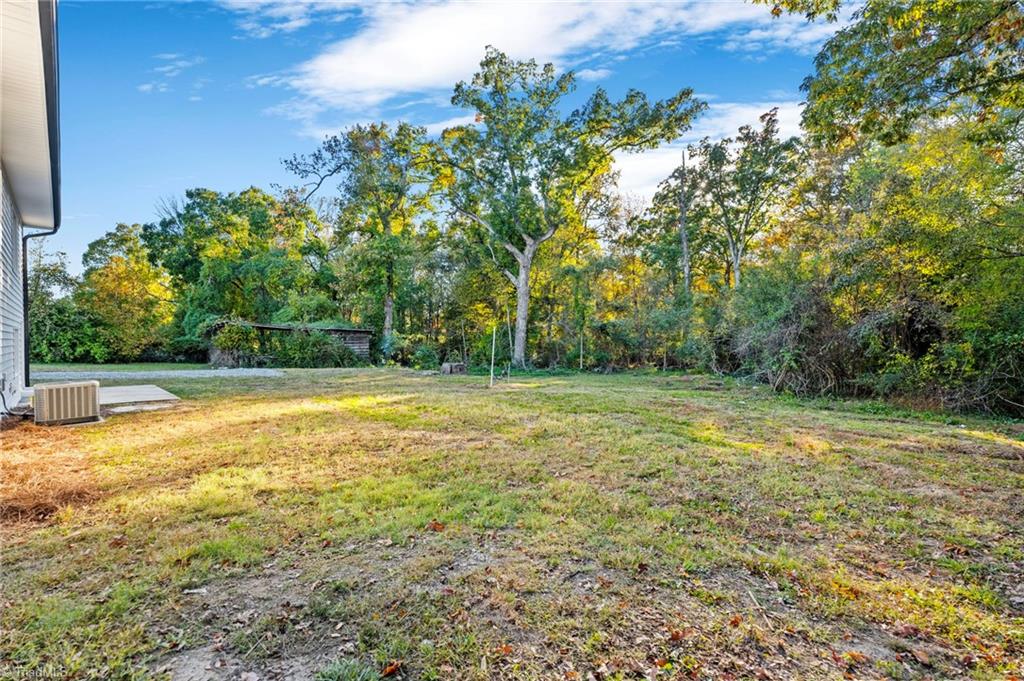 4490 Wallburg-High Point Road High Point, NC 27265 - Photo 24 of 31 Gallery Image 24