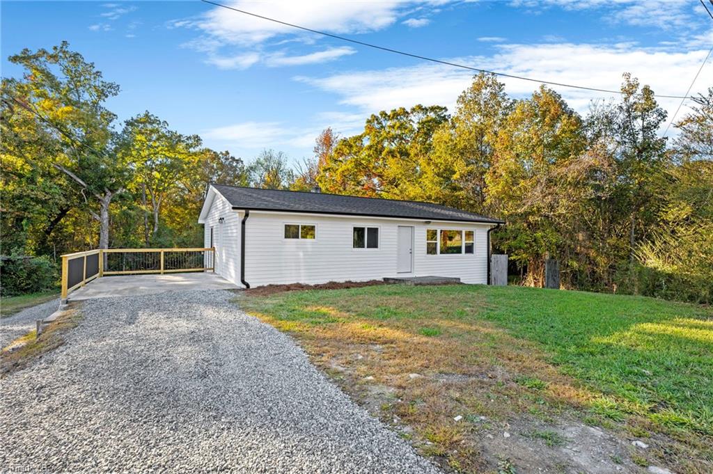 4490 Wallburg-High Point Road High Point, NC 27265 - Photo 4 of 31 Gallery Image 4
