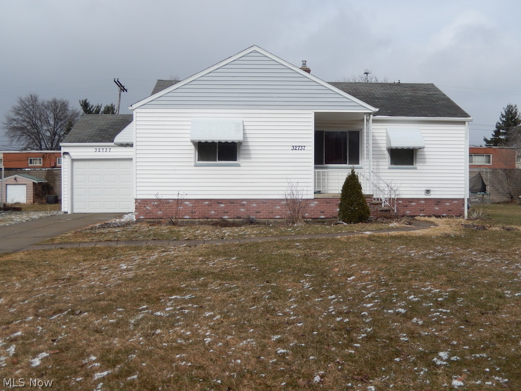 32737 Baldwin Road Solon, OH 44139 - Photo 1 of 12