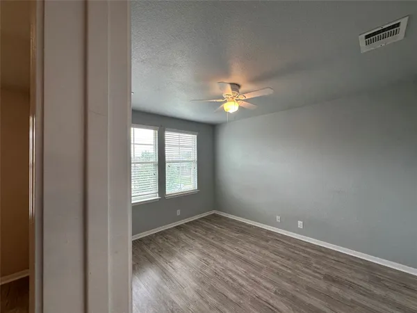 $1,950 | 307 Wildcat Drive, Bastrop, TX 78602