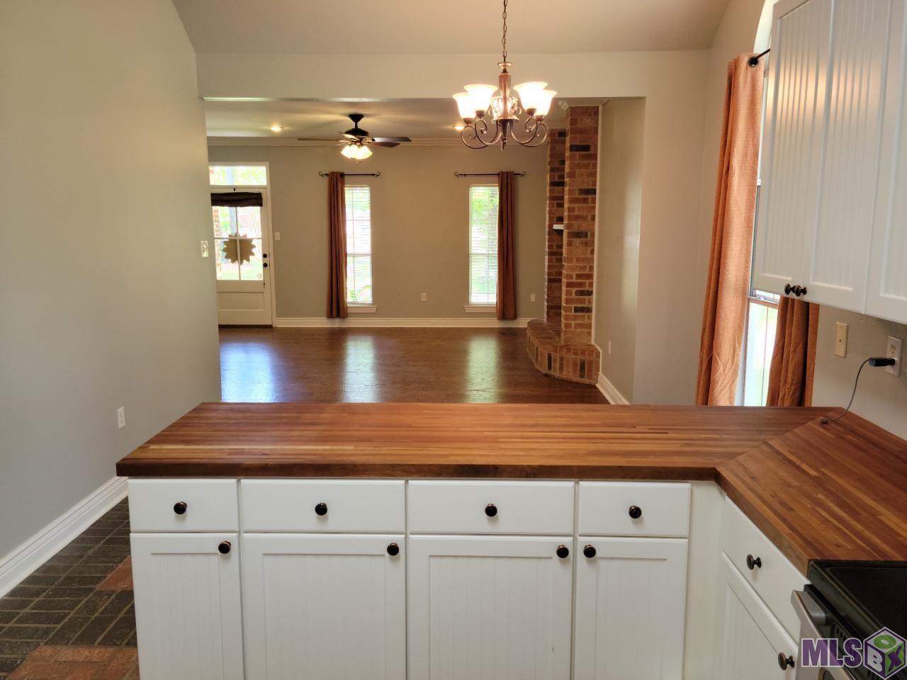 31024 Dunn Road Denham Springs, LA 70726 - Photo 8 of 19 Gallery Image 8