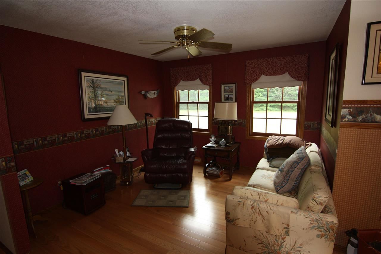 2835 South Fordney Road Hemlock, MI 48626 - Photo 13 of 30 31195929-12.JPG