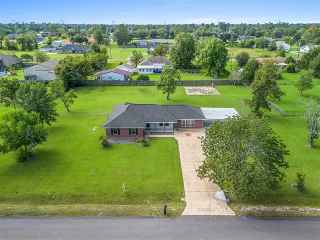 $214,900 | 649 Jonquil Drive, Lake Charles, LA 70611