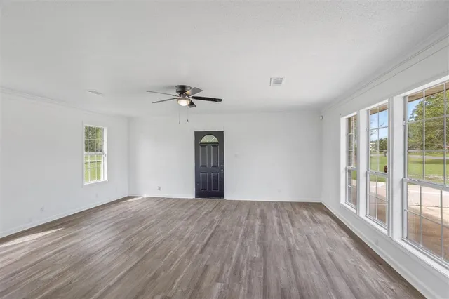 $214,900 | 649 Jonquil Drive, Lake Charles, LA 70611