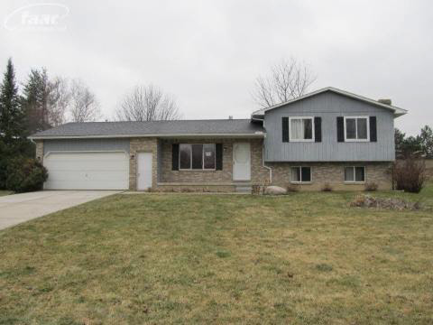 3136 Red Barn Road Flint, MI 48507 - Photo 1 of 15 20132388.JPG