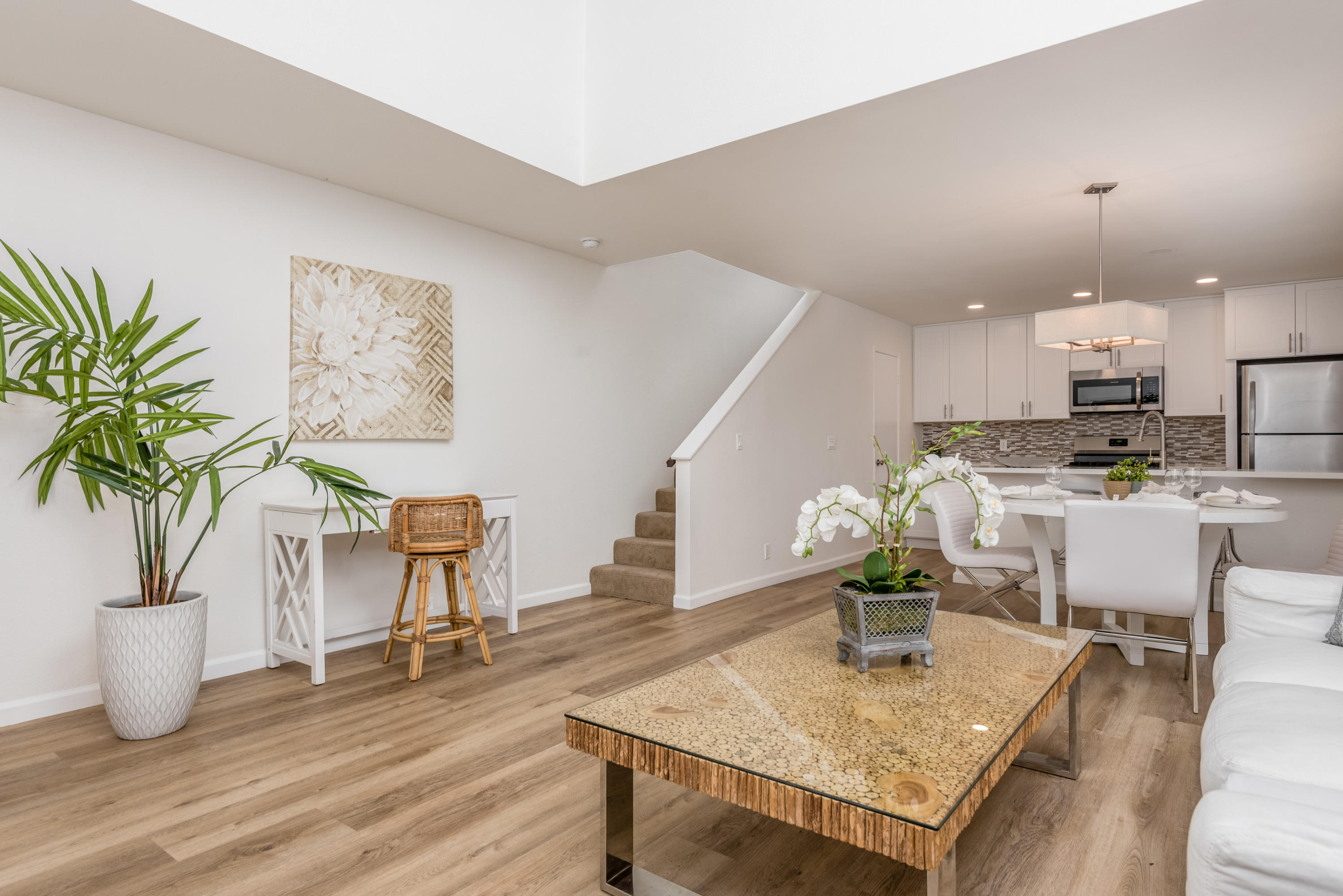 08-Living Room